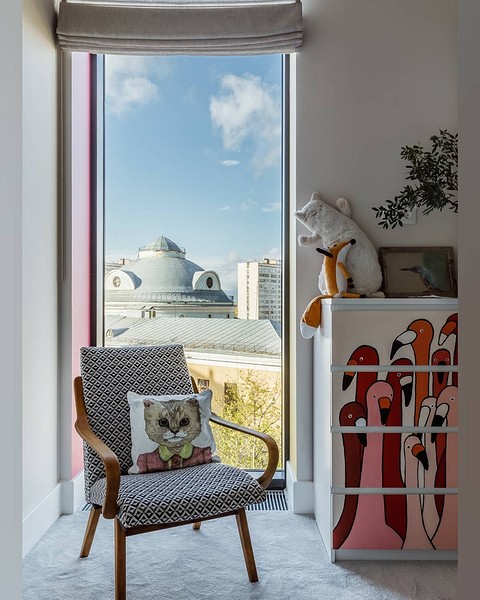 Ретромеблі В Інтер'Єрі: Стильні Ідеї Та Рішення 2024 4 - Ліжка Та Матраци Ретро крісло з новою стильною оббивкою