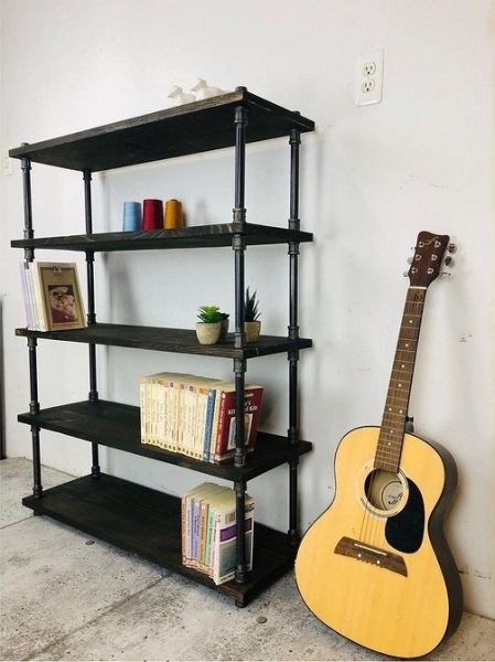 11 незвичайних ідей застосування в інтер'єрі водопровідних труб