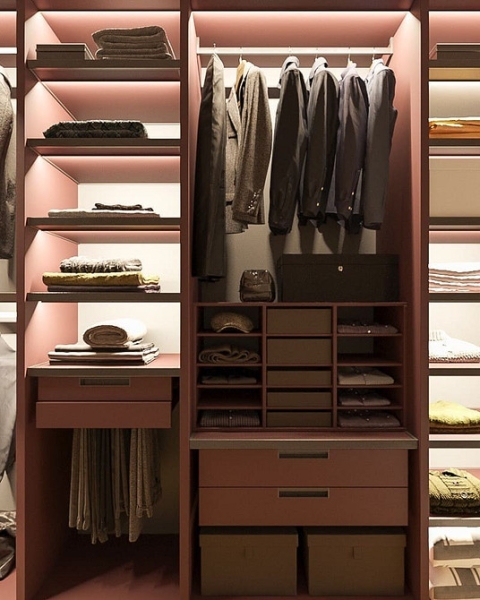 Датчик руху для підсвітки шафи