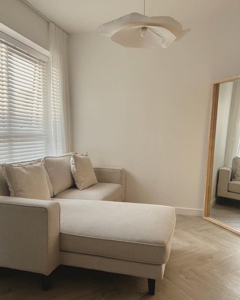 Бежевый диван: какой выбрать, с чем сочетать и как вписать в интерьер (84 фото)