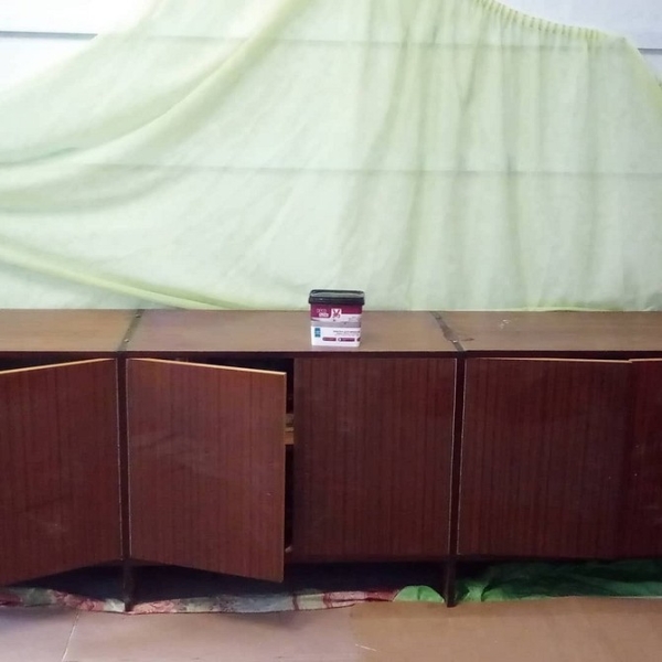 Що робити зі старою меблевою стінкою? 7 крутих прикладів (фото до і після)