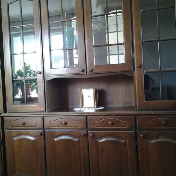 Що робити зі старою меблевою стінкою? 7 крутих прикладів (фото до і після)