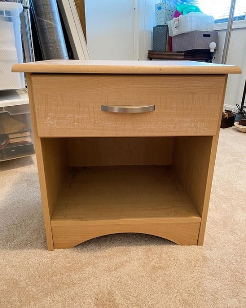 Потужні Радощі: Стильні Тумбочки, Які Змінять Ваш Інтер'Єр! 4 - Ліжка Та Матраци Що робити зі старою тумбочкою? 7 неймовірних прикладів (фото до і після)