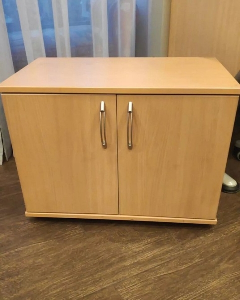 Потужні Радощі: Стильні Тумбочки, Які Змінять Ваш Інтер'Єр! 11 - Ліжка Та Матраци Що робити зі старою тумбочкою? 7 неймовірних прикладів (фото до і після)