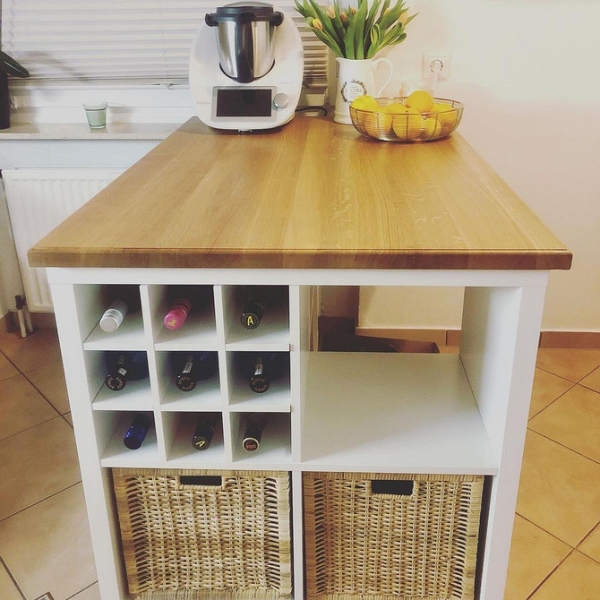 Ikea Kallax: 8 Геніальних Перетворень Звичайного Стелажа 13 - Ліжка Та Матраци Що можна зробити зі стеллажа ІКЕА «Каллакс»: 11 ідей