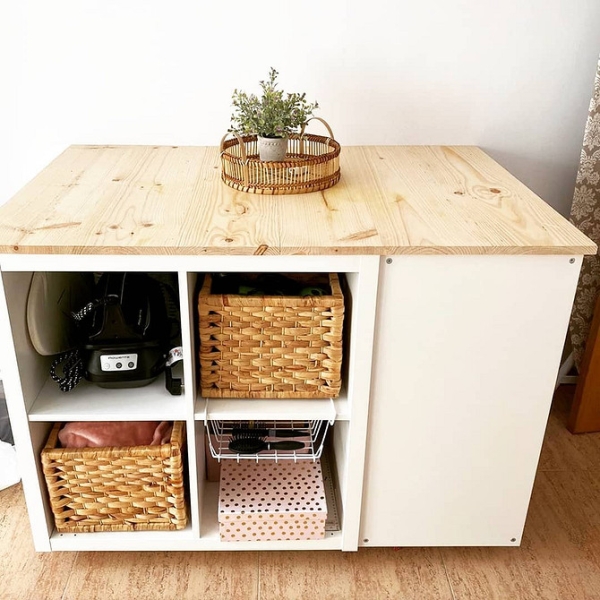 Ikea Kallax: 8 Геніальних Перетворень Звичайного Стелажа 17 - Ліжка Та Матраци Що можна зробити зі стеллажа ІКЕА «Каллакс»: 11 ідей