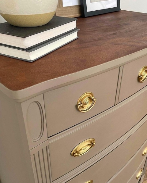 Як Відновити Старі Стільці: 7 Простих Та Ефективних Методів 18 - Ліжка Та Матраци До і після: 7 прикладів ефектного перетворення старої меблів