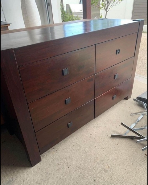 Як Відновити Старі Стільці: 7 Простих Та Ефективних Методів 23 - Ліжка Та Матраци До і після: 7 прикладів ефектного перетворення старої меблів