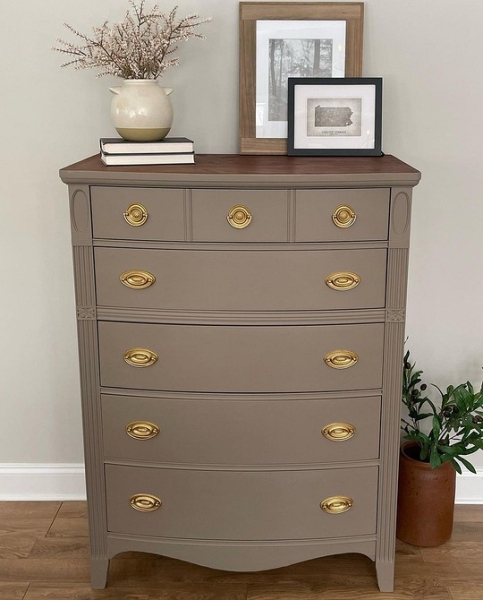 Як Відновити Старі Стільці: 7 Простих Та Ефективних Методів 16 - Ліжка Та Матраци До і після: 7 прикладів ефектного перетворення старої меблів