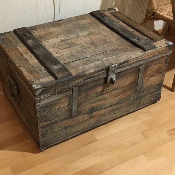 Як Відновити Старі Стільці: 7 Простих Та Ефективних Методів 5 - Ліжка Та Матраци До і після: 7 прикладів ефектного перетворення старої меблів