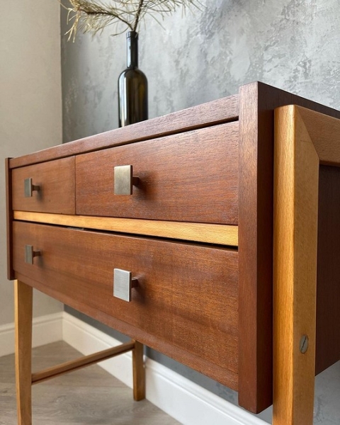 Економимо правильно: 6 порад, які стануть в пригоді при покупці предметів інтер'єру з рук