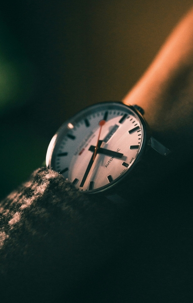 Підготовка робочого місця: годинник, скотч, серветки, ліхтар