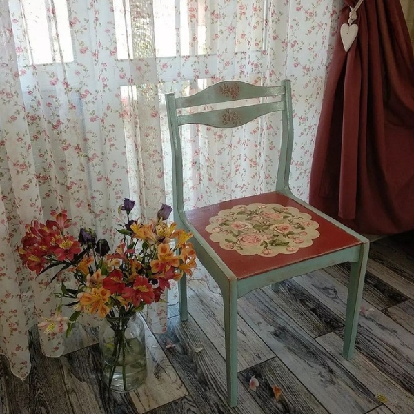 Як Відреставрувати Старий Стілець: 7 Способів Експрес-Ремонту 8 - Ліжка Та Матраци Як відреставрувати старий стілець: 7 способів експрес-ремонту (справиться кожен)