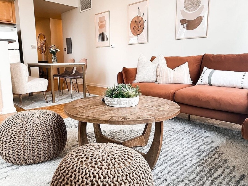 Як підібрати диван під колір стін: 7 вдалих поєднань