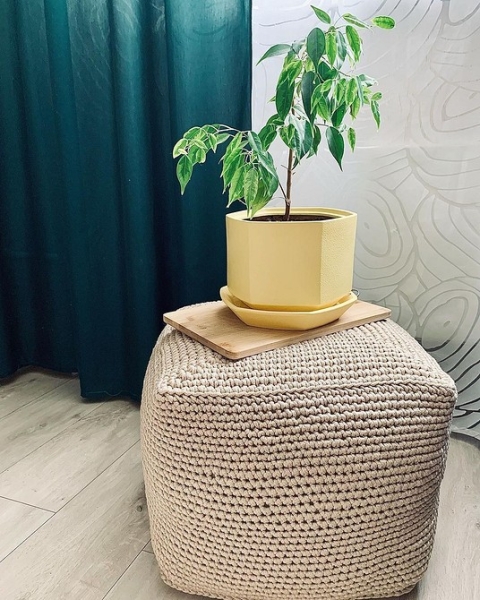 Як зробити пуф своїми руками: 7 можливих способів і детальний майстер-клас по виготовленню пуфа з старих коробок