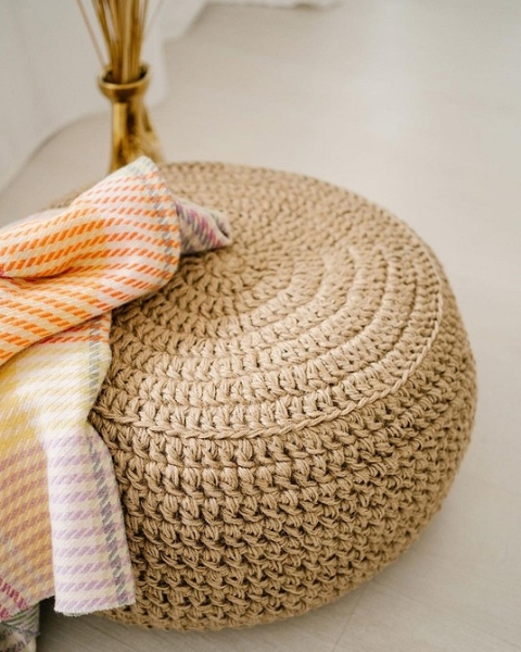 Як зробити пуф своїми руками: 7 можливих способів і детальний майстер-клас по виготовленню пуфа з старих коробок