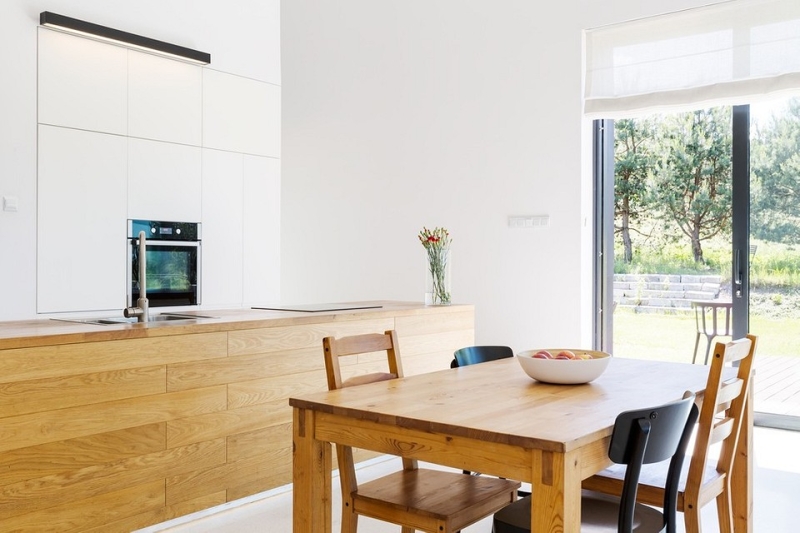 Як зробити стіл своїми руками з дощок: 4 моделі з кресленнями