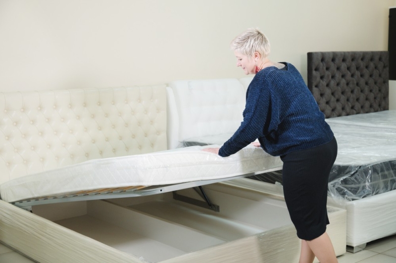 Як вибрати кровать з підйомним механізмом: 4 критерія