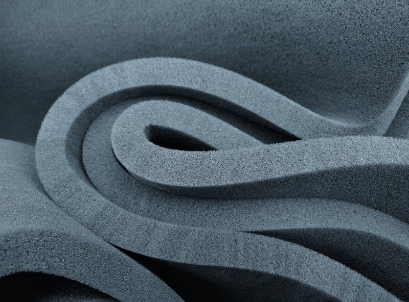 Який наповнювач для дивана краще: поради щодо вибору, 8 варіантів з плюсами та мінусами кожного