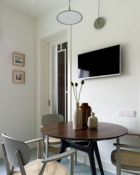 Реставрація зручних меблів Зручне крісло після реставрації