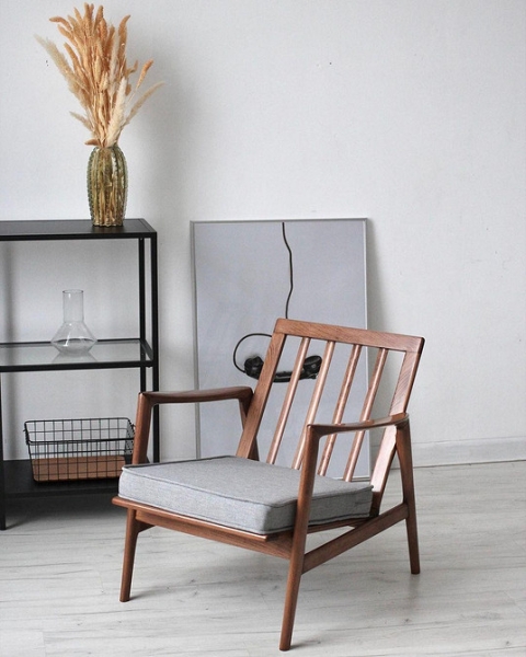 Реставрація дерев'яного столу Реставрація дерев'яного столу