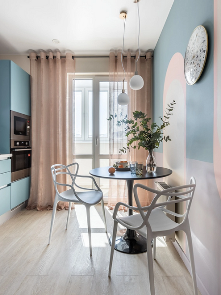 Круглий стіл в інтер'єрі: поради по вибору та 77 красивих фото