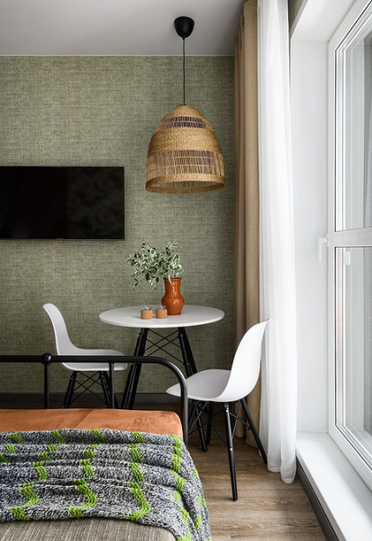 Круглий стіл в інтер'єрі: ідеальний вибір для сімейних обідів