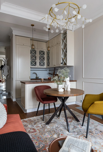 Круглий стіл в інтер'єрі вітальні: затишок та гармонія