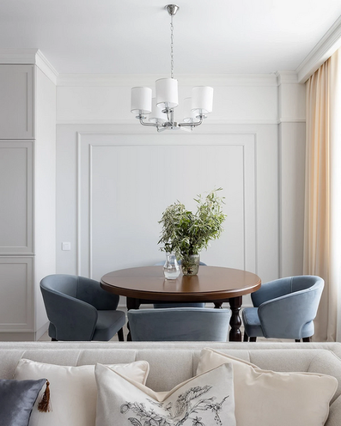 Круглий стіл в інтер'єрі: поради по вибору та 77 красивих фото