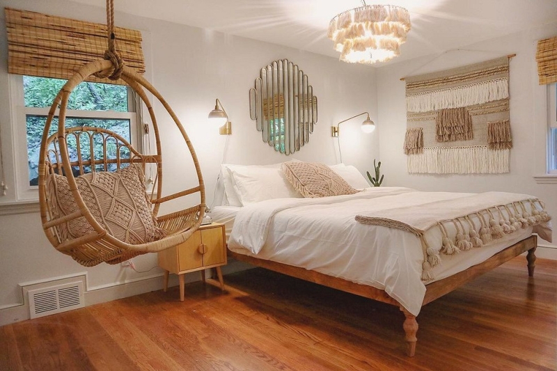 Підвісне крісло в інтер'єрі: види та вдалі варіанти розміщення