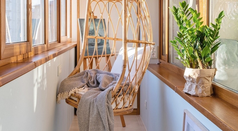 Підвісне крісло в інтер'єрі: види та вдалі варіанти розміщення