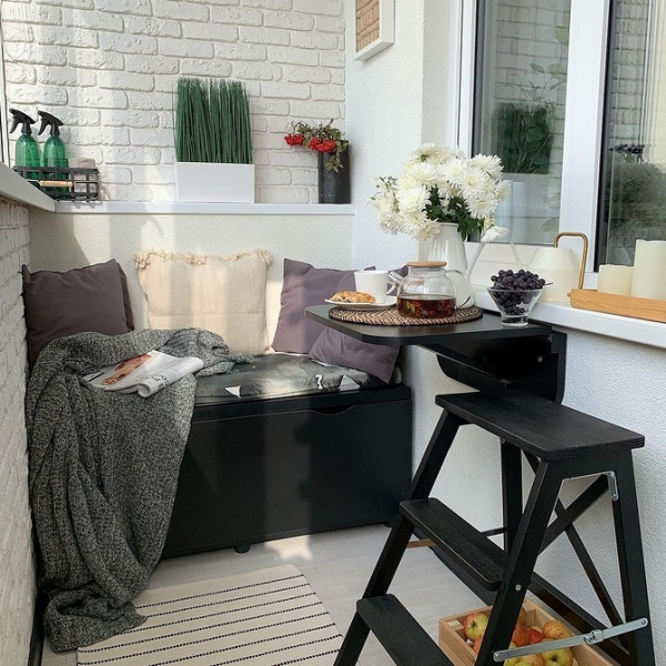 Корисна інструкція: як зробити полиці на балконі самому