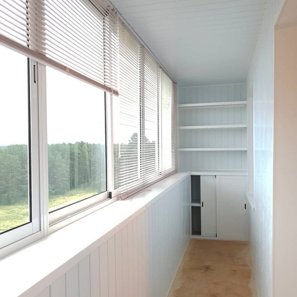 Корисна інструкція: як зробити полиці на балконі самому