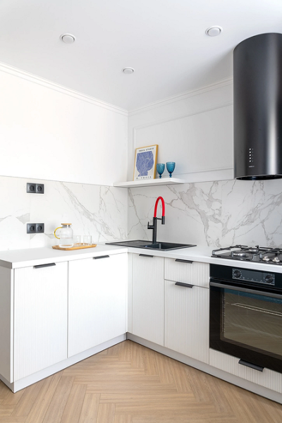 Полки в інтер'єрі: види, функціонал, варіанти застосування і 98 стильних фото