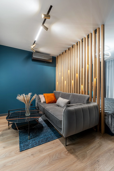 Серый диван в интерьере: советы по выбору, идеи для разных комнат и 60 фотопримеров