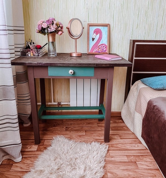 Відновлення туалетного столика