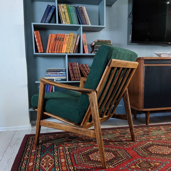 Реставрація старого крісла