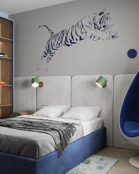 Велюрове узголів'я ліжка у світлій спальні