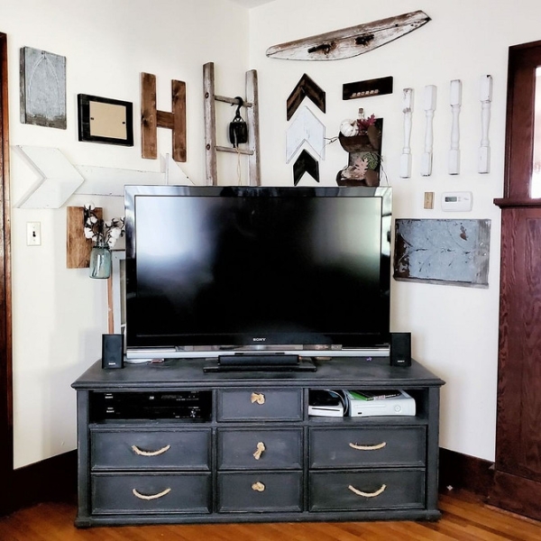 Тумба Під Телевізор: Як Обрати Ідеальну Для Вашої Оселі 22 - Ліжка Та Матраци Выбираем тумбу под телевизор: какие бывают и с чем сочетать в интерьере (49 фото)