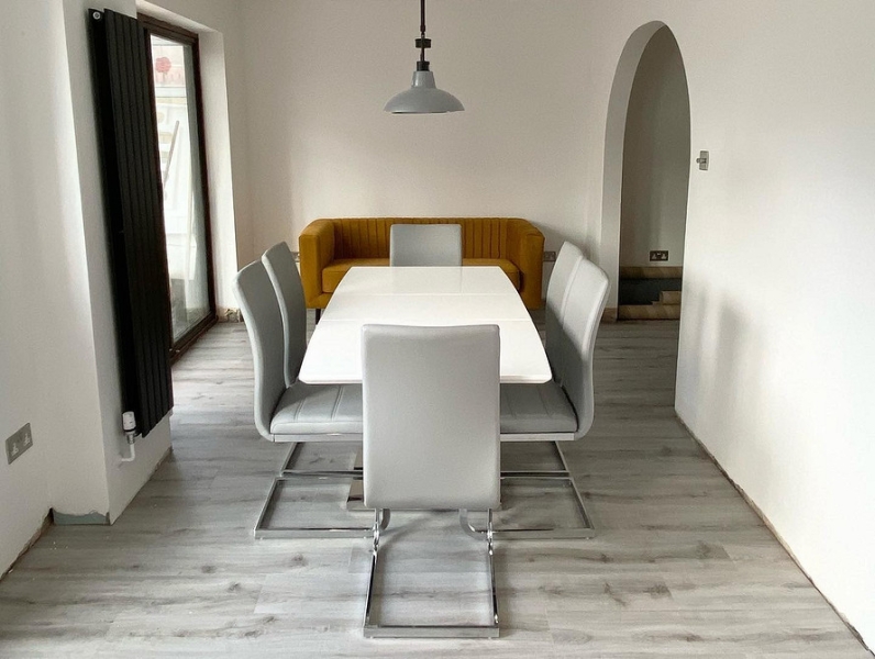 Як Вибрати Жовтий Диван Для Вашого Інтер'Єру: Корисні Поради! 6 - Ліжка Та Матраци Жовтий диван в інтер'єрі: поради щодо вибору та 100 красивих фотоприкладів