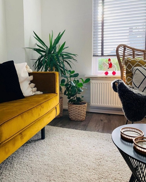 Жовтий Диван В Інтер'Єрі: Стильні Поєднання Та Ідеї 2024 16 - Ліжка Та Матраци Желтый диван в интерьере: советы по выбору и 100 красивых фотопримеров